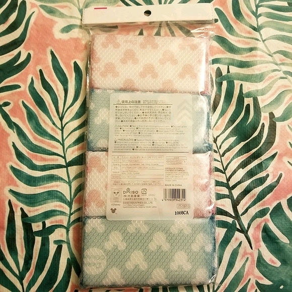 4 Pieces Disney Mickey Mouse Netted Sponges Kitchen Sponge Cute Blue Pink NWT - Picture 3 of 4